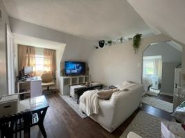 featured image of 147 Meade Ave