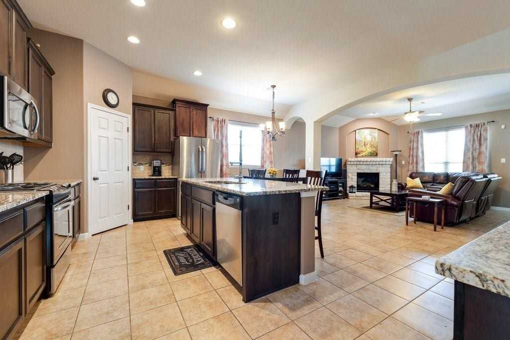 108 Buoy Ln - Photo 5 of 34