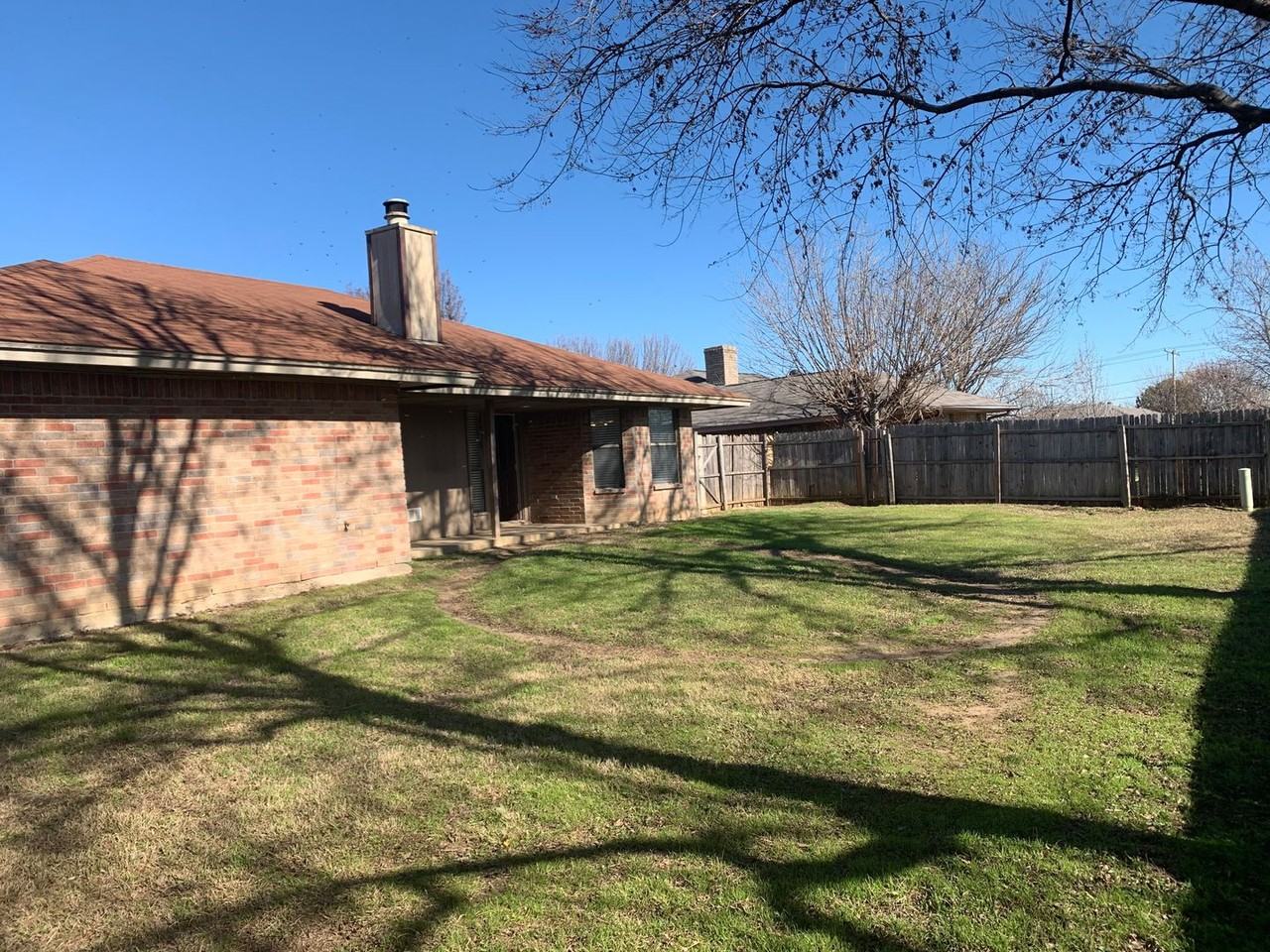6828 Ridgetop Rd - Photo 2 of 13