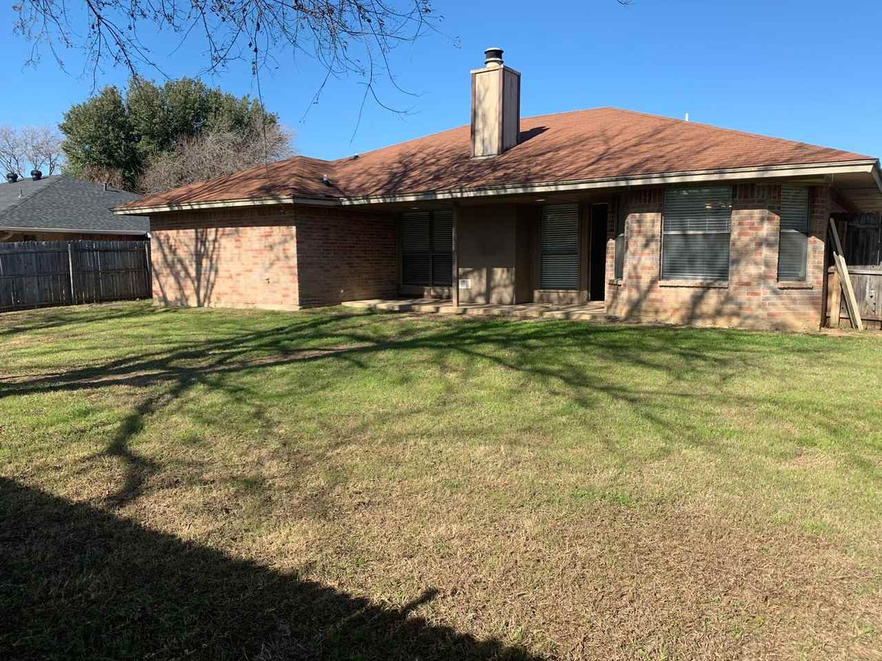 6828 Ridgetop Rd - Photo 3 of 13
