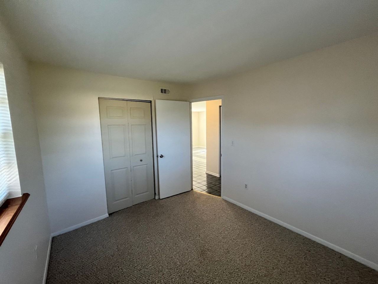 2244 Shelby Dr - Photo 5 of 11