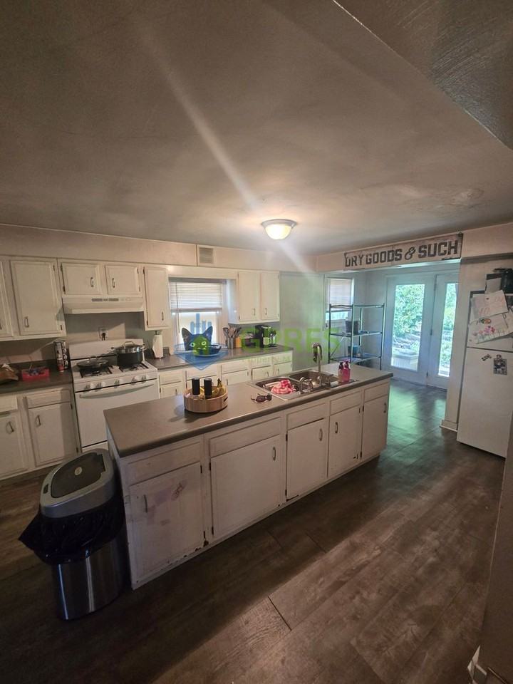 417 Vogel Dr - Photo 6 of 13