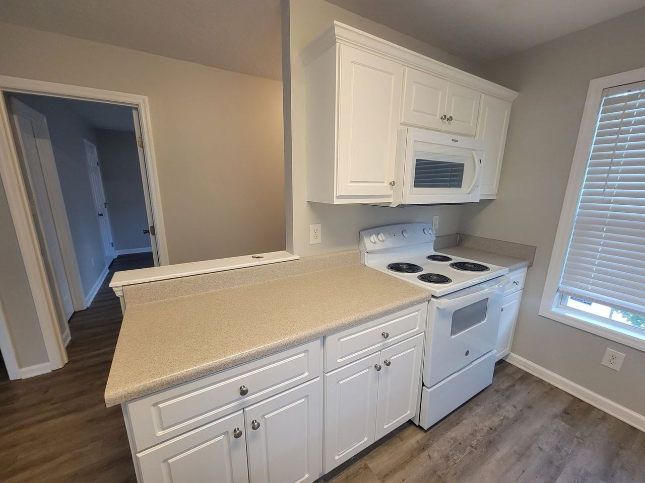 1234 Longpoint Dr - Photo 7 of 16