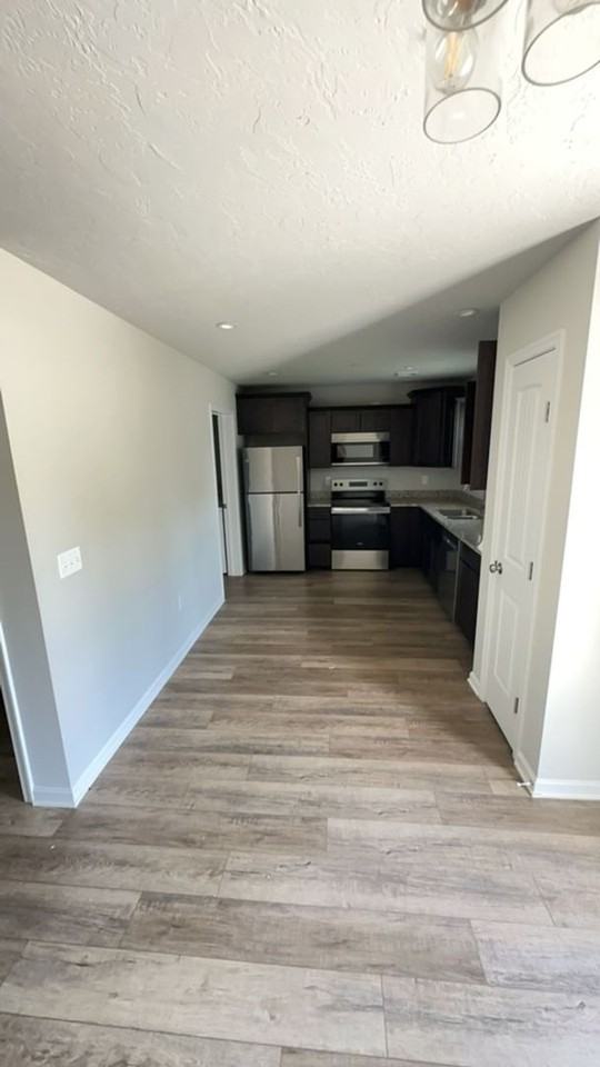 650 N College St - Photo 2 of 19