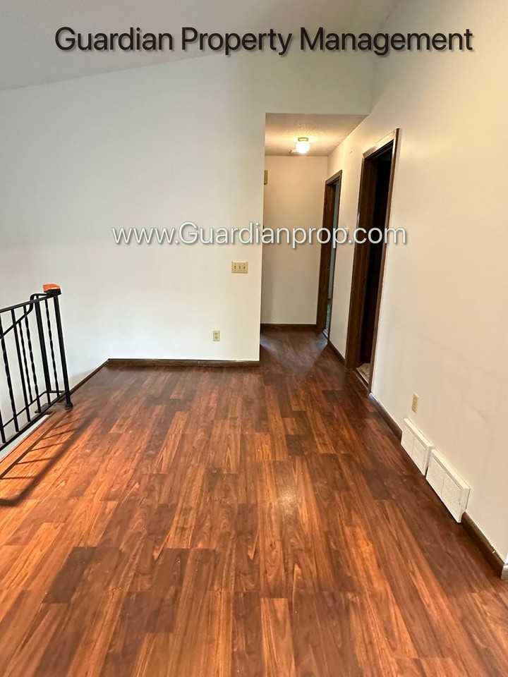 3950 Kentucky Ave N - Photo 6 of 24
