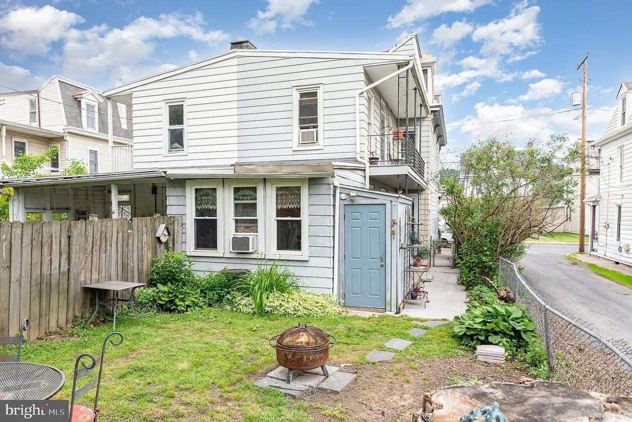 135 Lucknow Rd - Photo 6 of 9