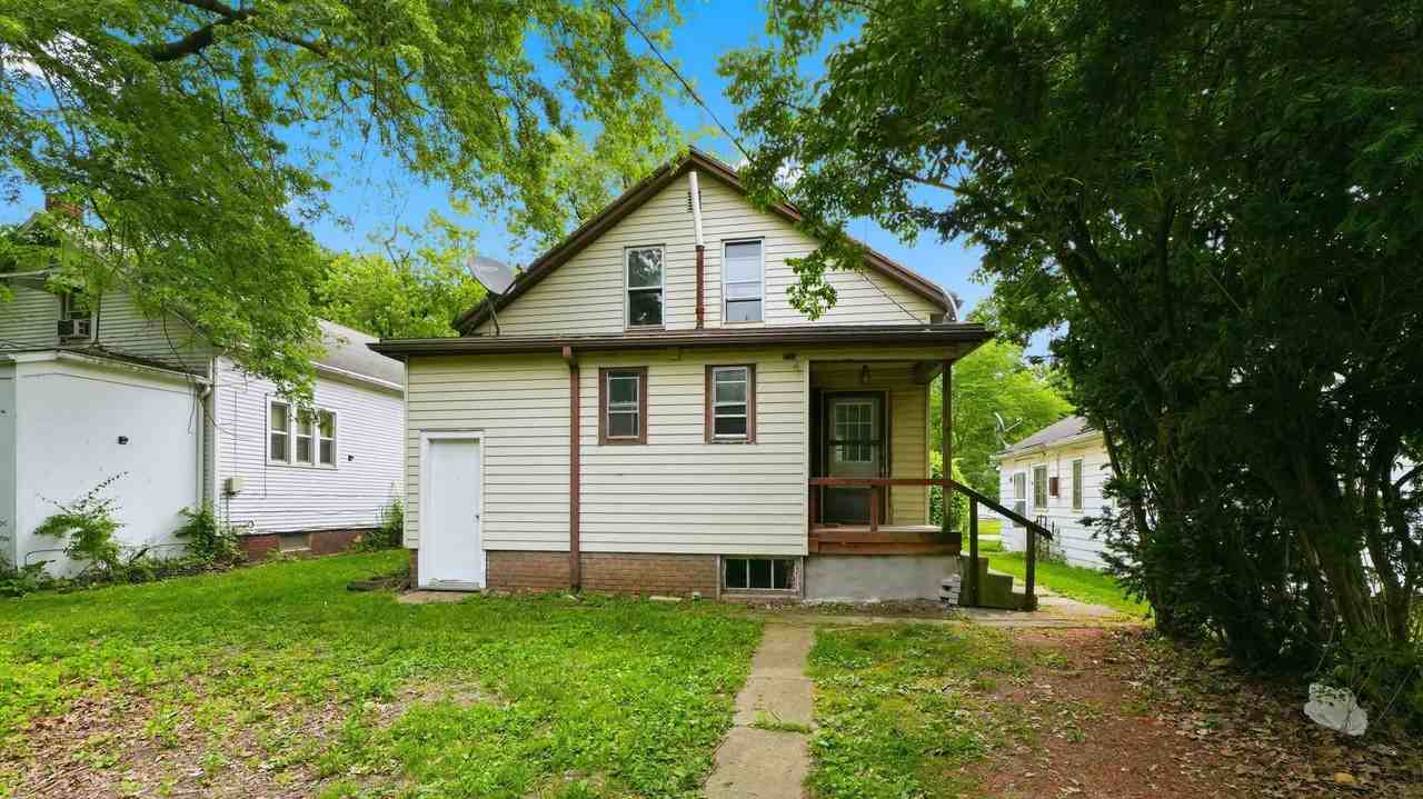 3034 Abbott St - Photo 7 of 41