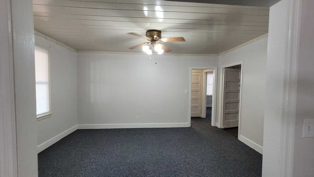 4538 Augusta Rd - Photo 4 of 17