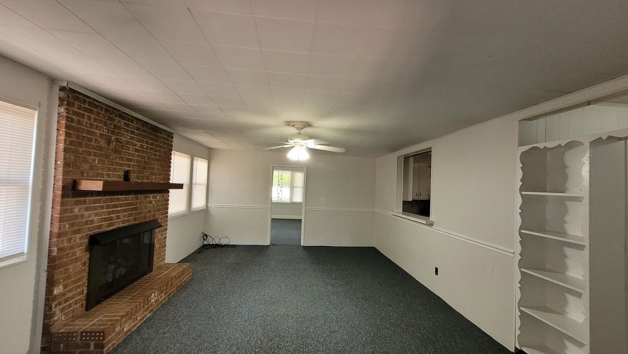 4538 Augusta Rd - Photo 2 of 17