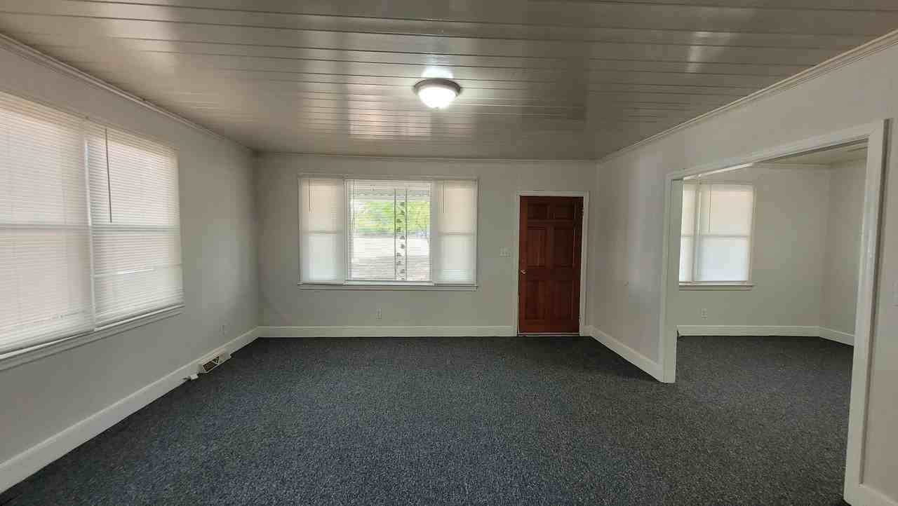 4538 Augusta Rd - Photo 3 of 17