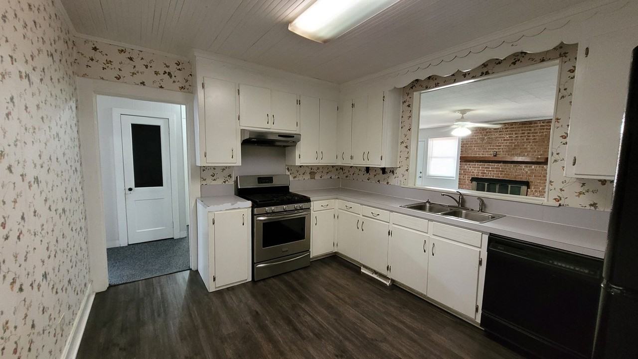 4538 Augusta Rd - Photo 5 of 17