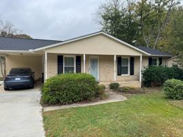 featured image of 1505 Foxwood Dr