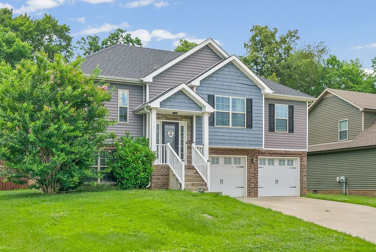 771 Banister Dr - Photo 2 of 38