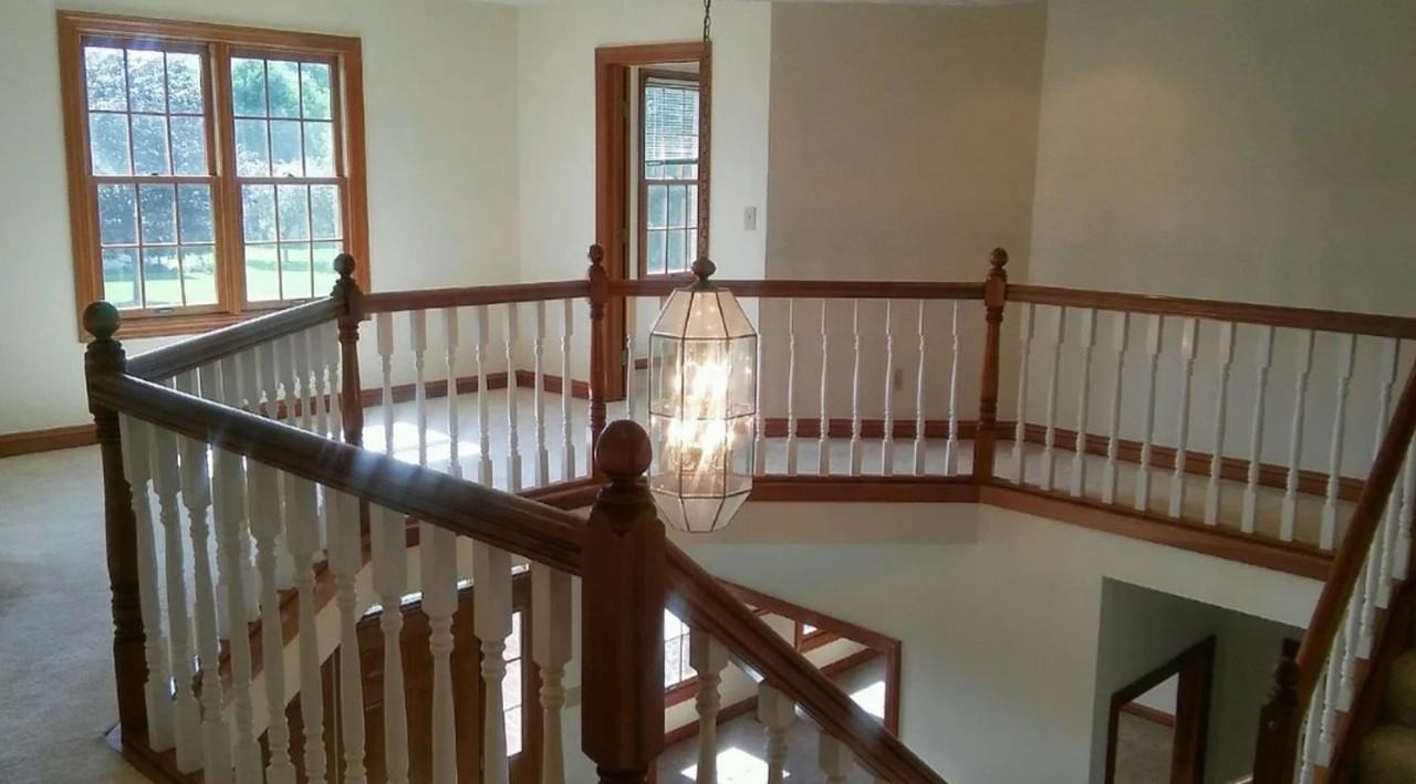 324 Redwood Blvd - Photo 7 of 24