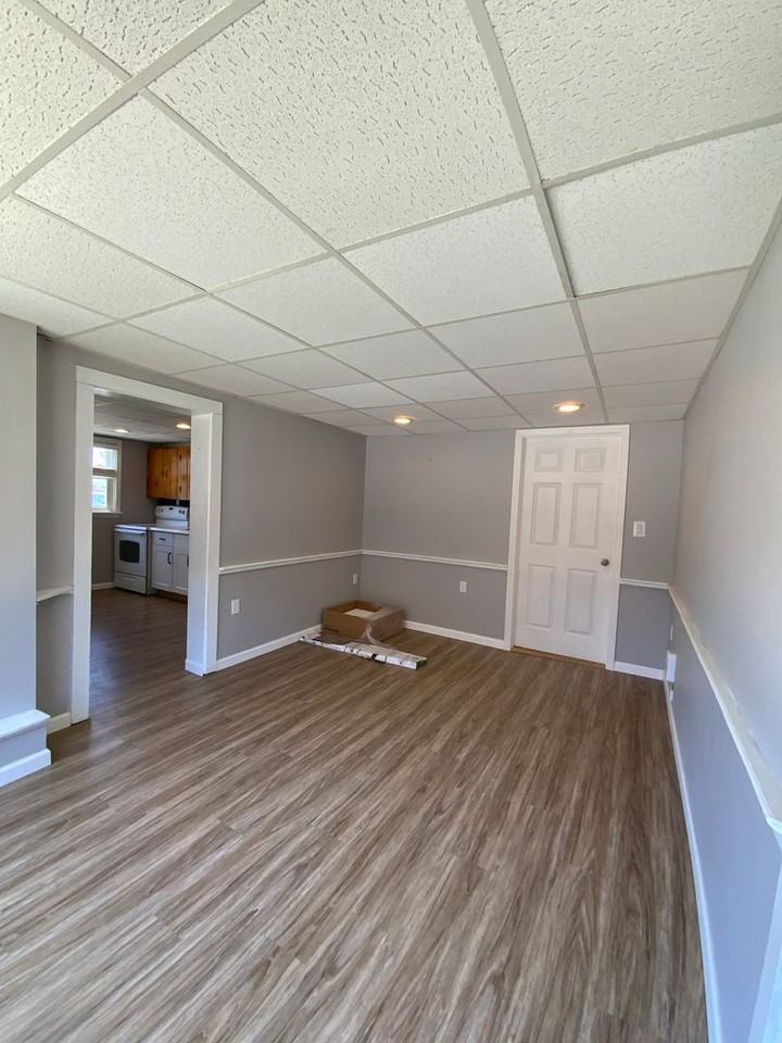 212 Cherry St - Photo 7 of 18