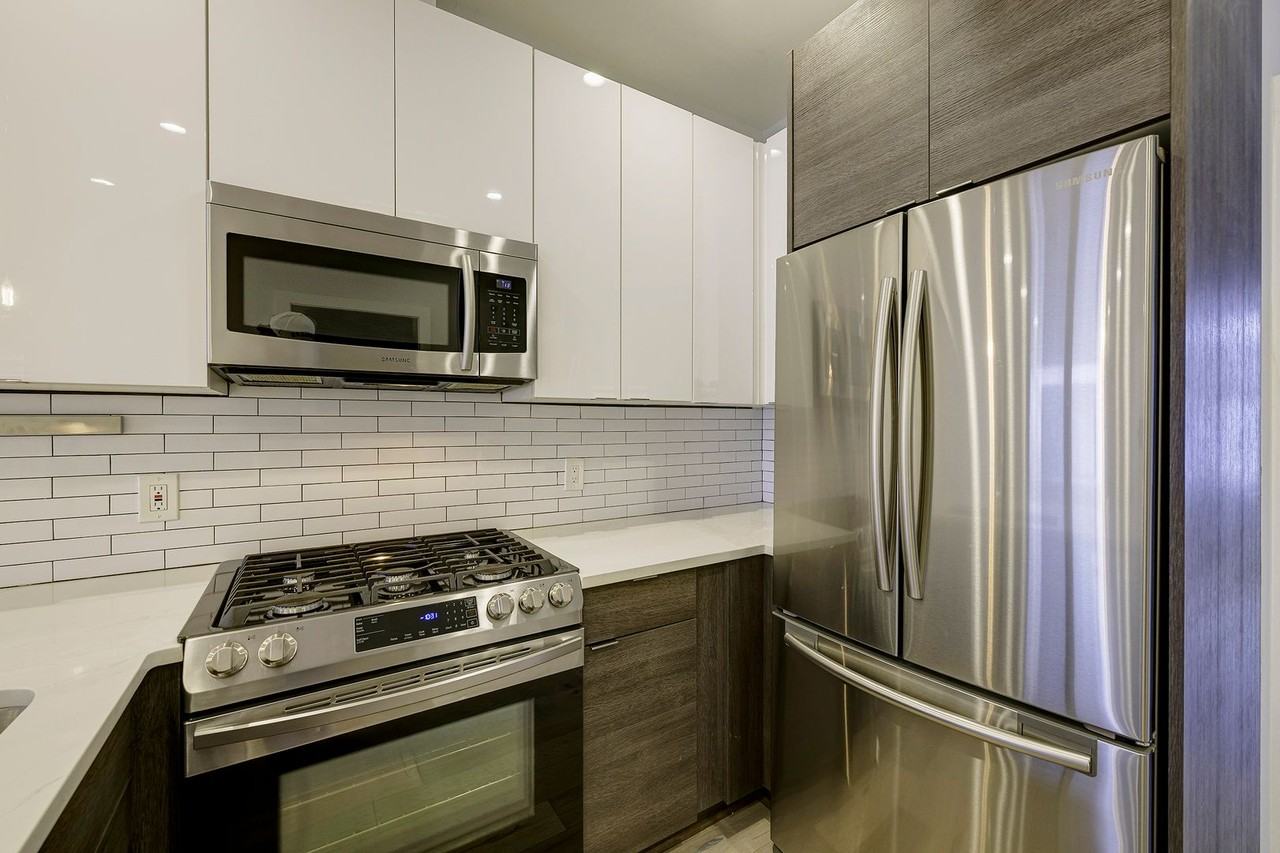 721 Kennedy St Nw #3 - Photo 5 of 23