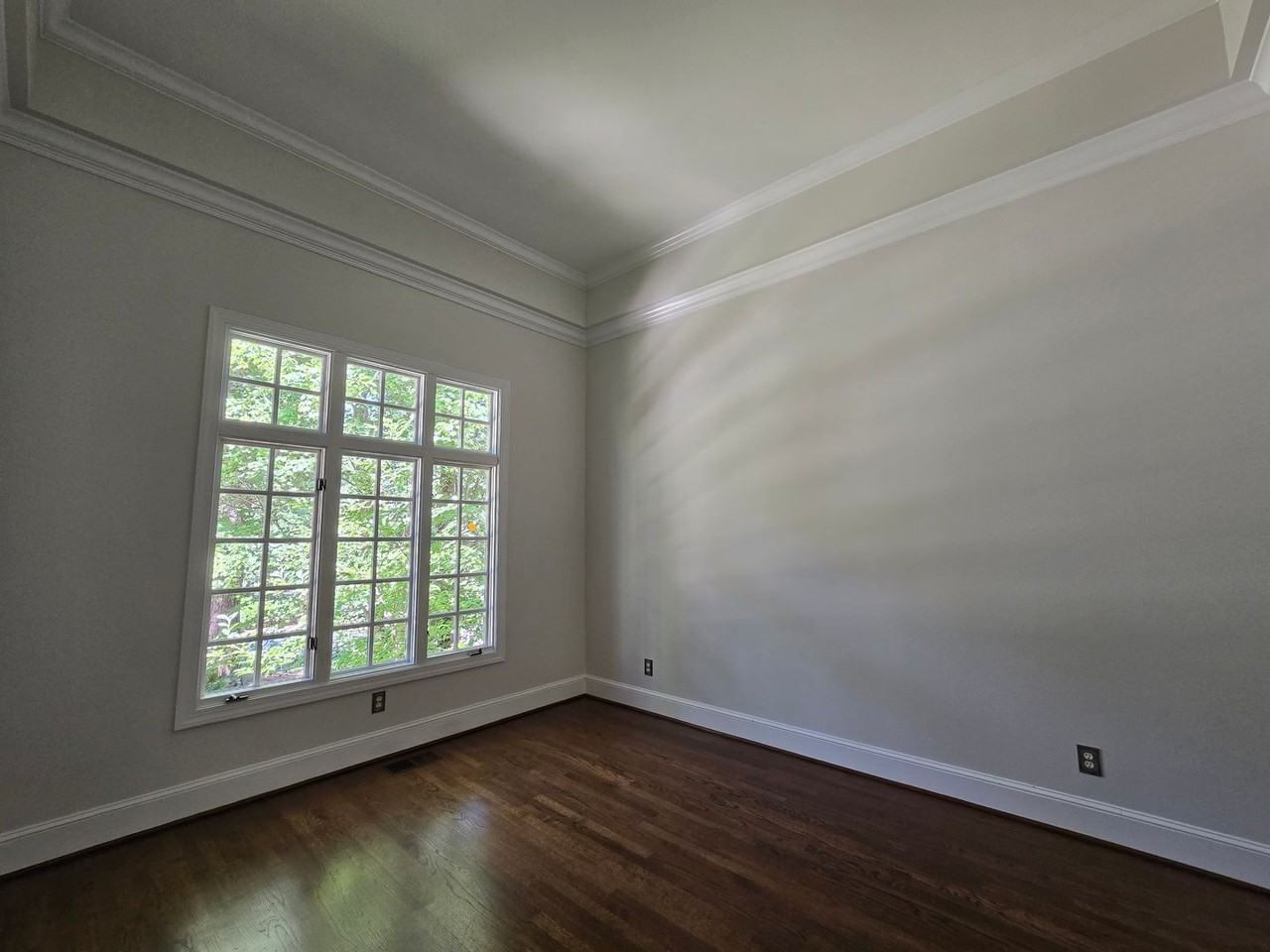 102 Eyemouth Ct - Photo 5 of 38