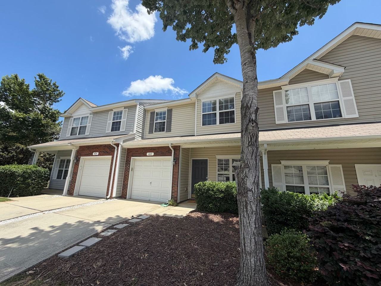 422 Delta Dr - Photo 2 of 26
