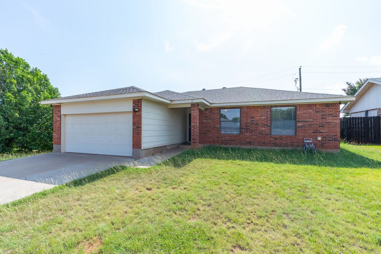11 Woodcock Cir