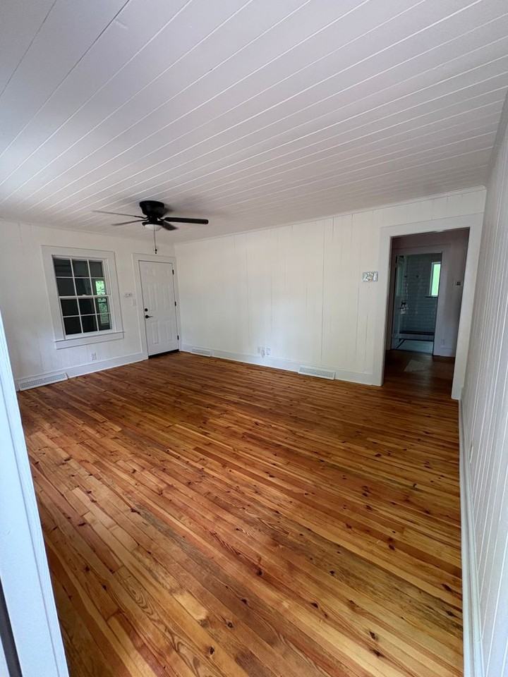 245 Petree Rd - Photo 2 of 12