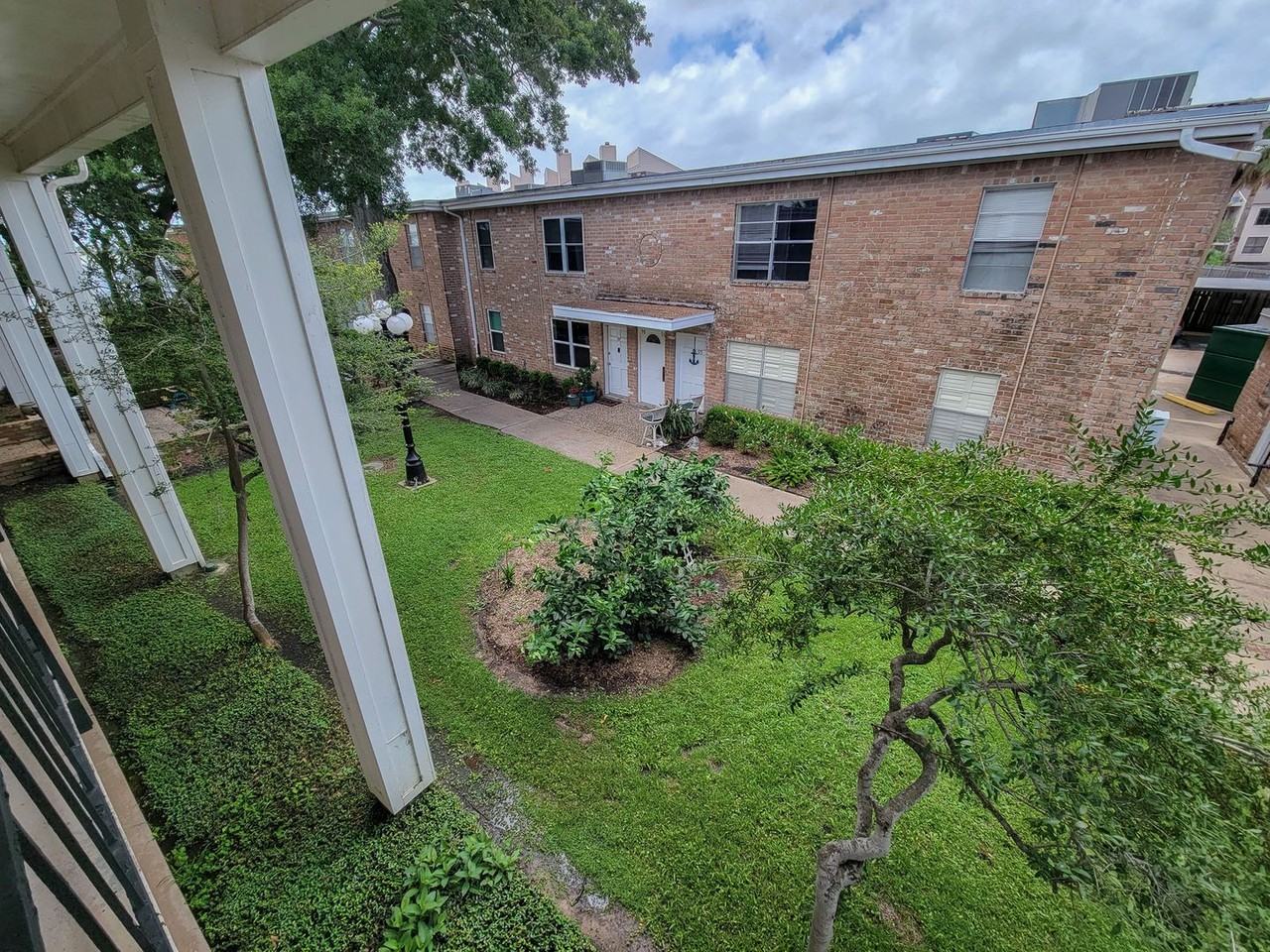 3535 Nasa Pkwy #94 - Photo 3 of 31