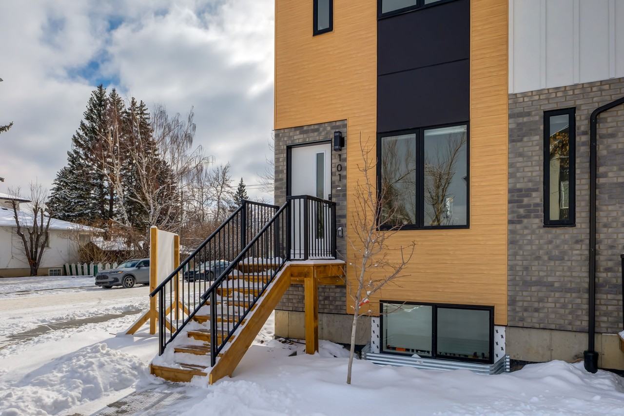 1805 19 Avenue Northwest - Photo 2 of 50