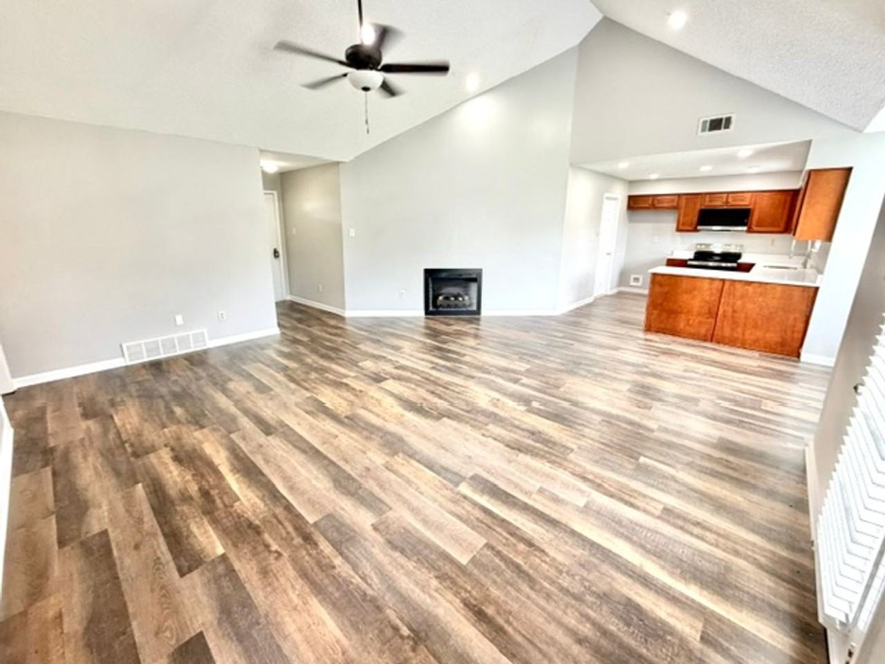 6562 Oak Hurst Dr - Photo 6 of 14