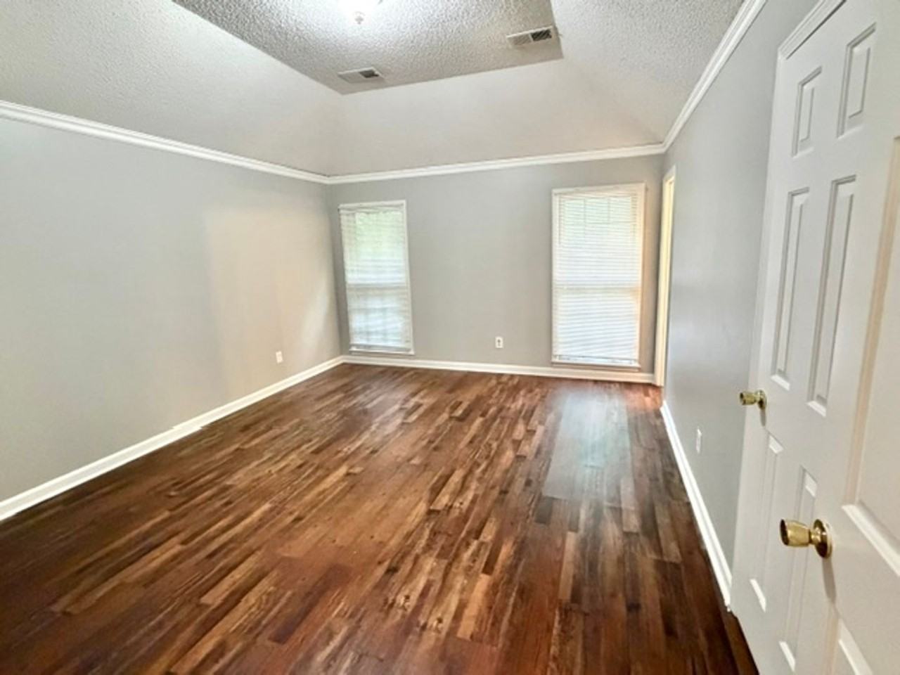4126 Naragansett Cv - Photo 6 of 11