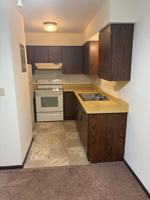 featured image of 152 W Church St