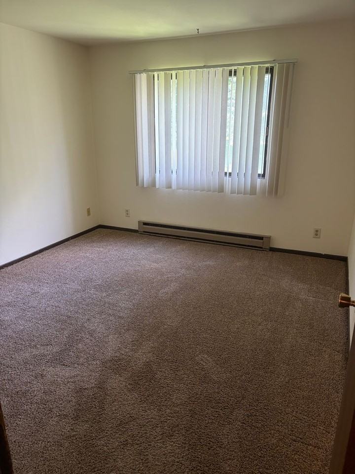 Oakfield Apts., LLC - Photo 4 of 10