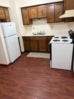featured image of 911 Fairview Dr