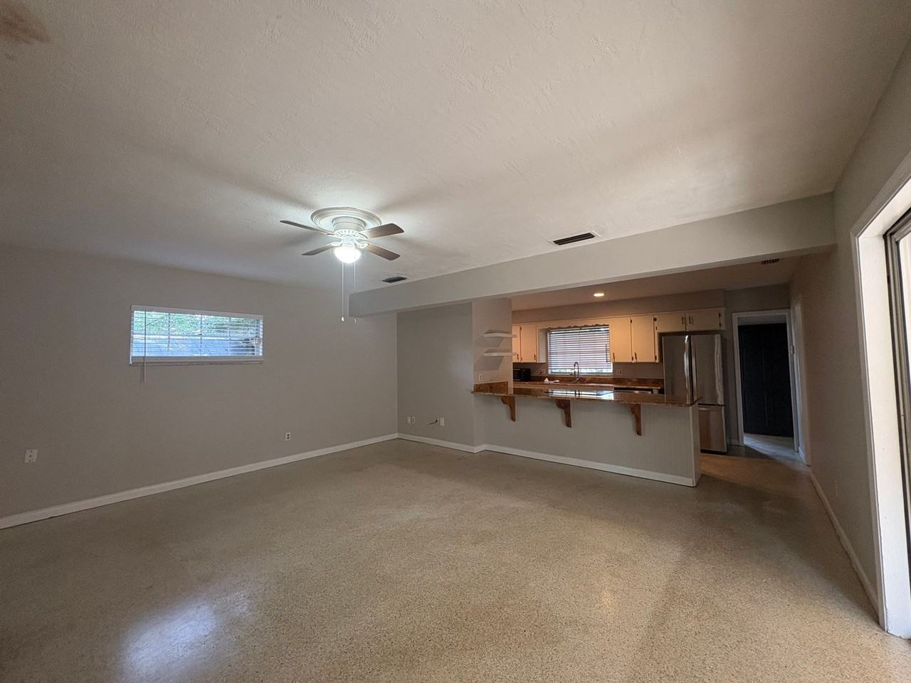 719 Kewannee Trl - Photo 4 of 20