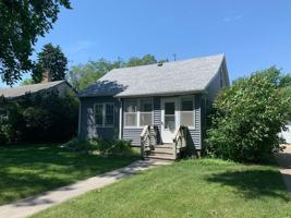 featured image of 1534 12th St N