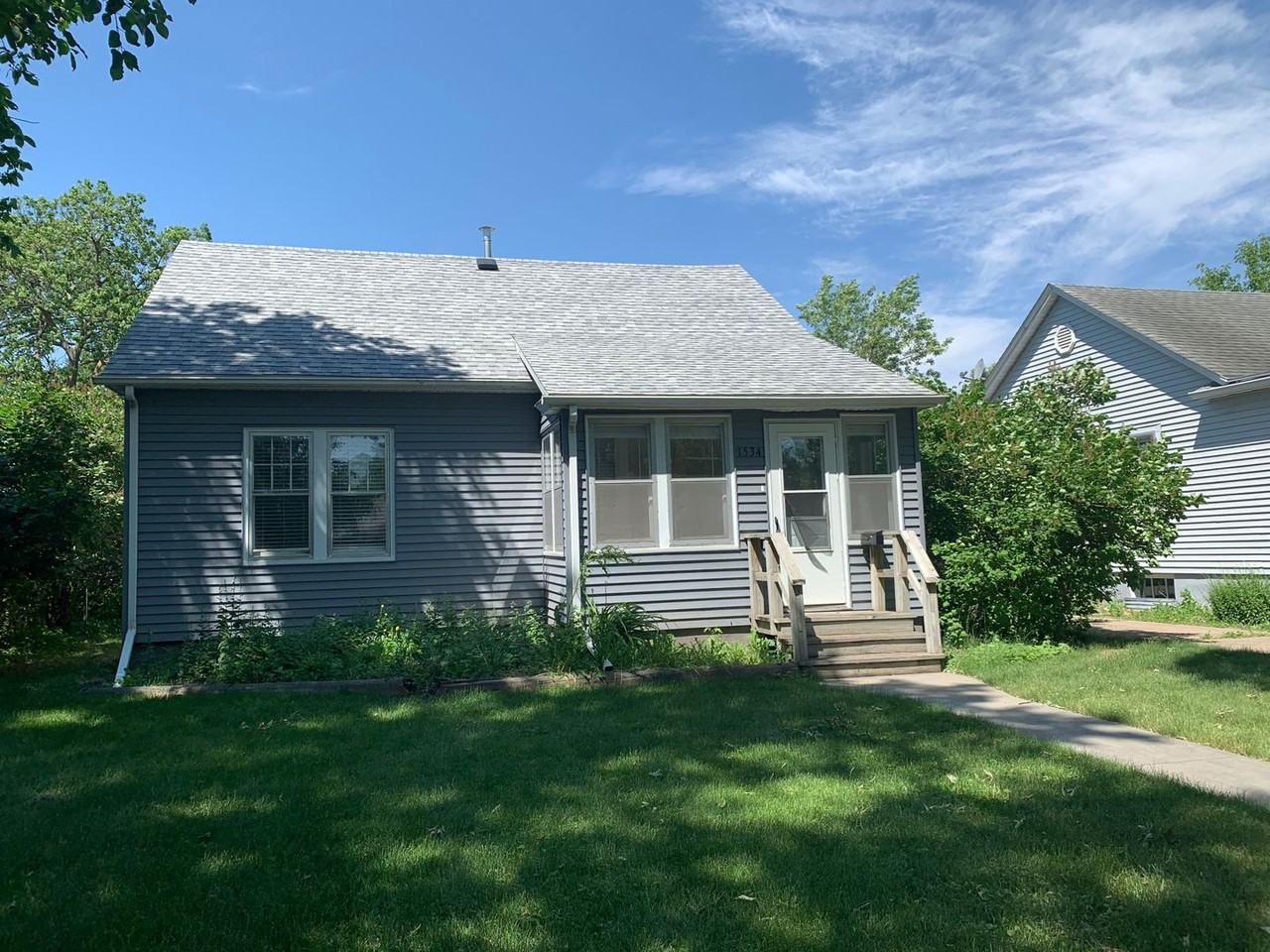 1534 12th St N - Photo 2 of 25