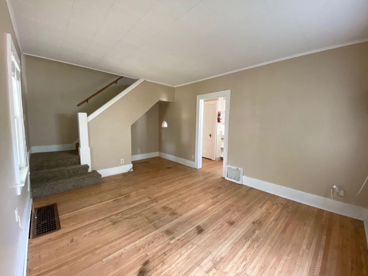 1534 12th St N - Photo 7 of 25