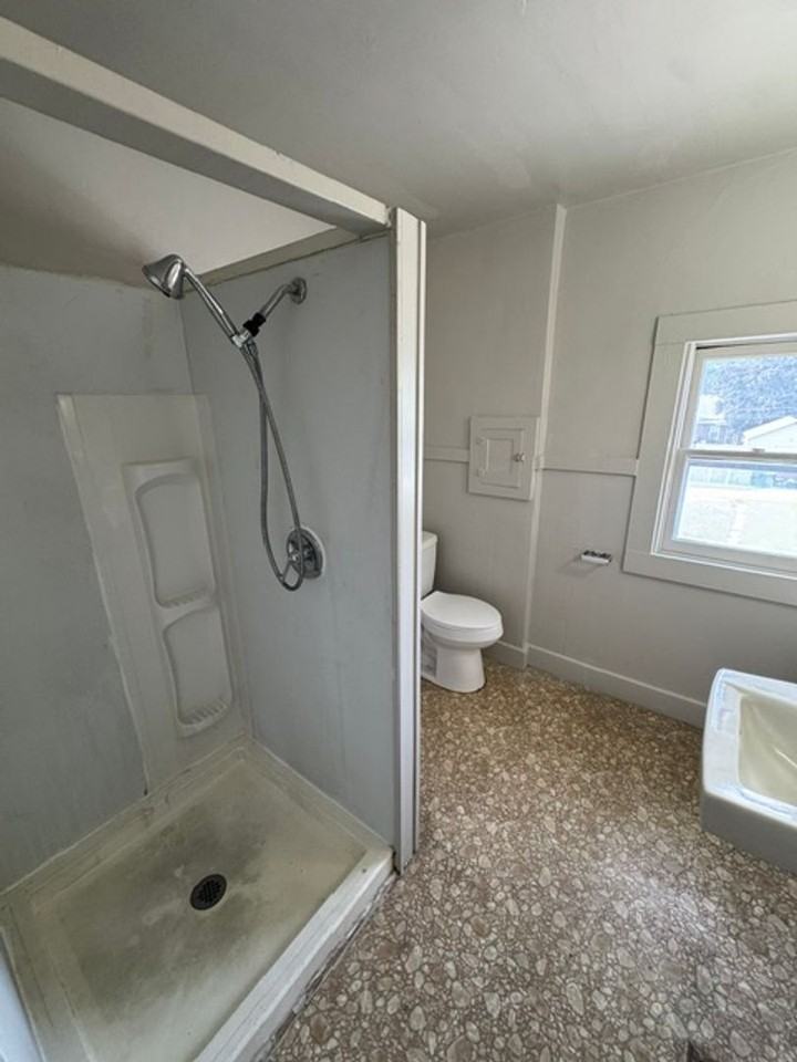 817 W State Blvd - Photo 7 of 13