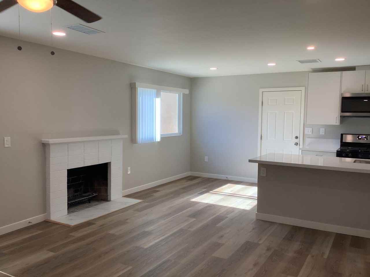 7455 Baltic St - Photo 3 of 18