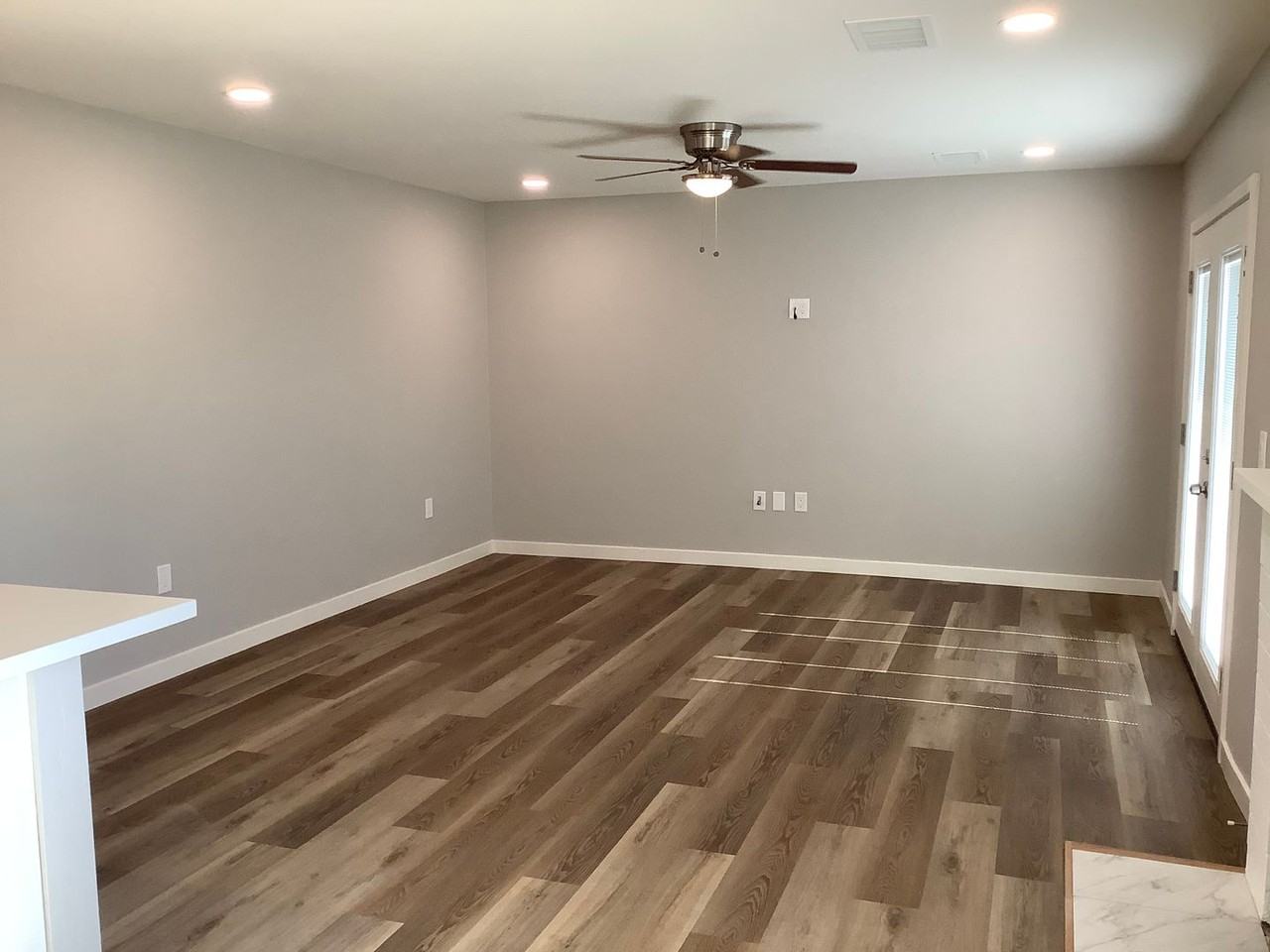 7455 Baltic St - Photo 6 of 18