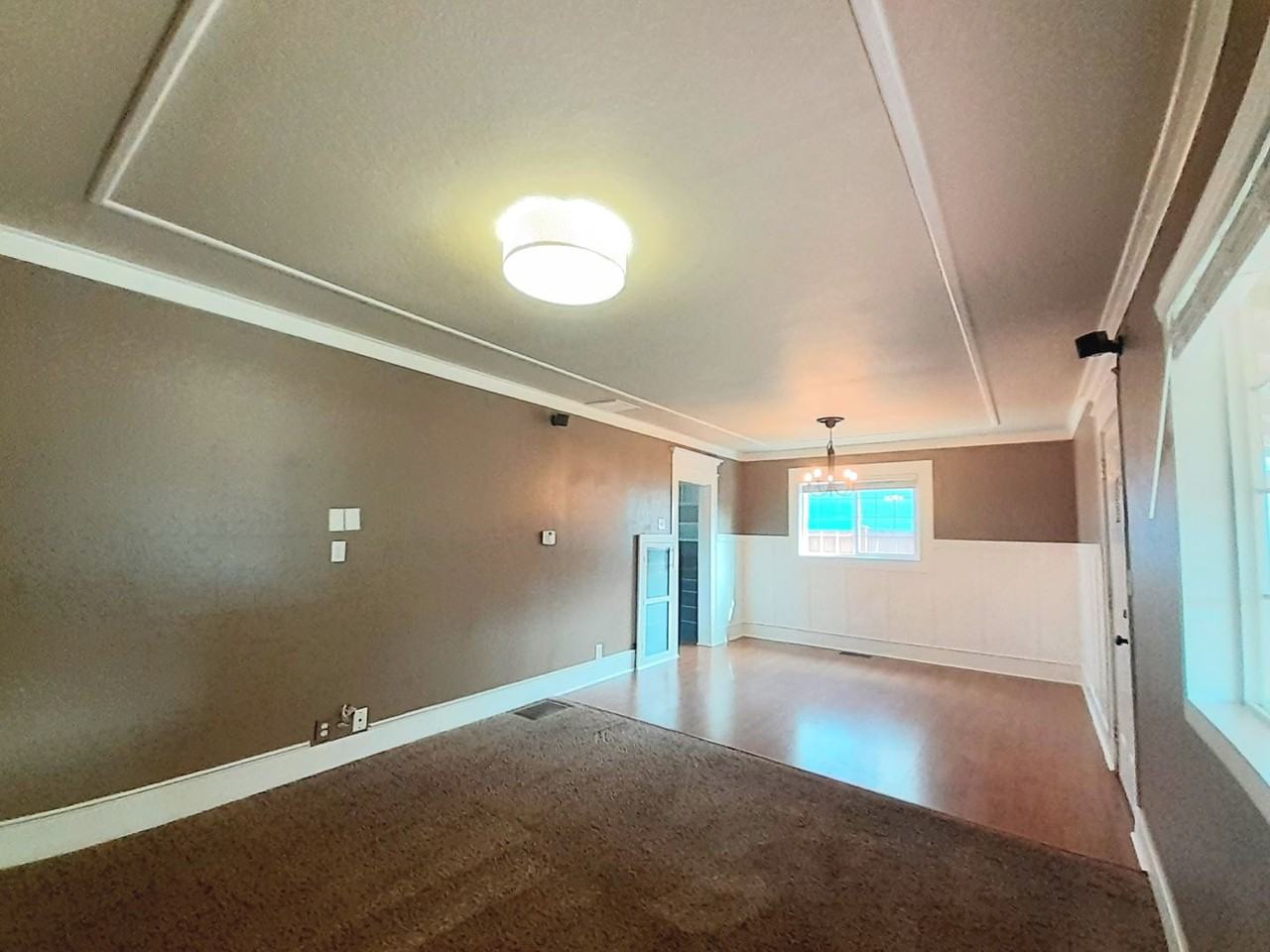 5019 N Whitman St - Photo 3 of 18
