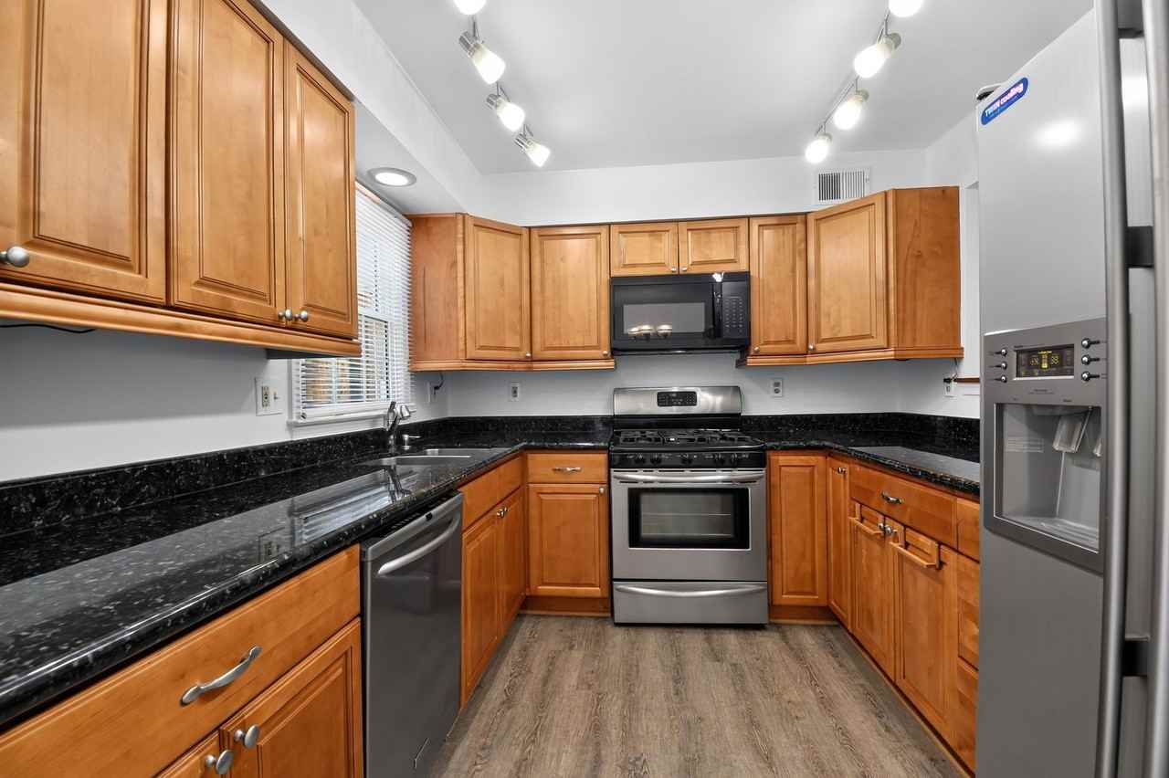 5560 E Boniwood Turn - Photo 2 of 41