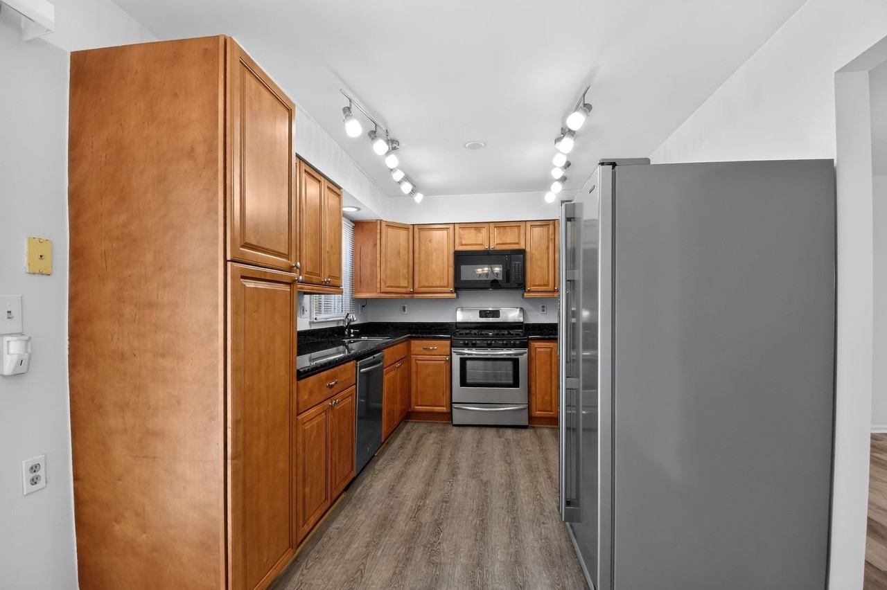 5560 E Boniwood Turn - Photo 3 of 41