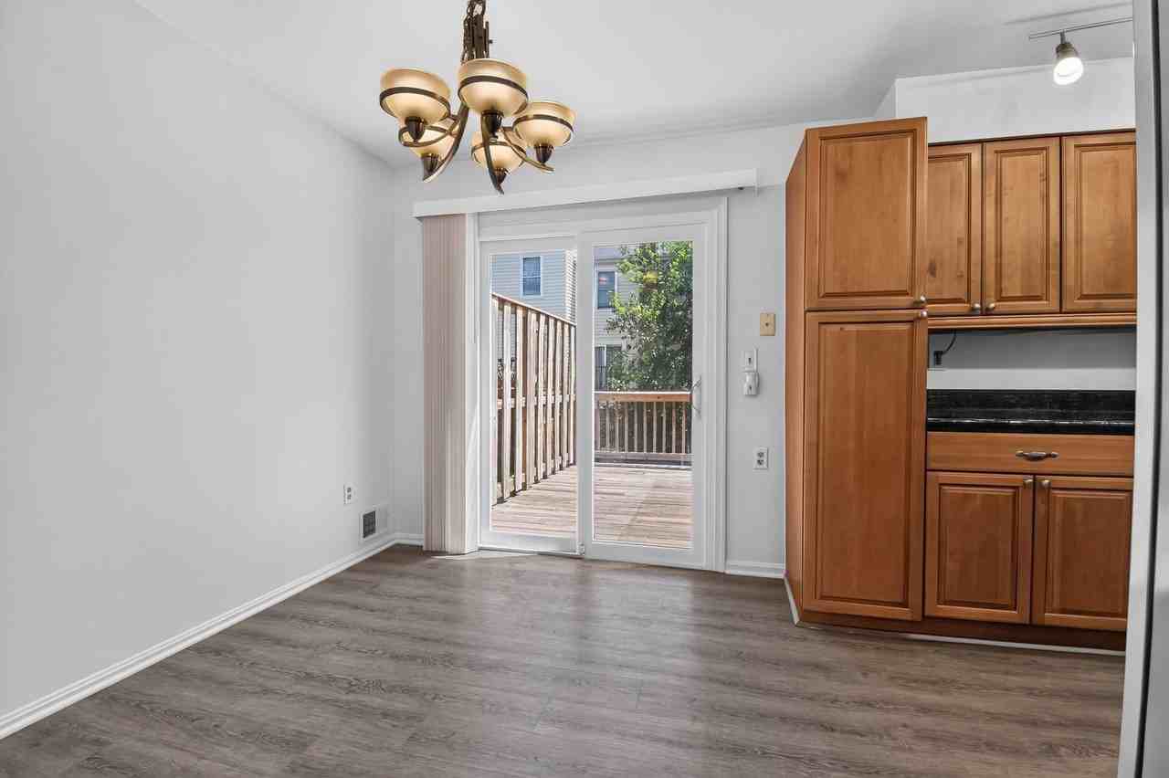 5560 E Boniwood Turn - Photo 6 of 41
