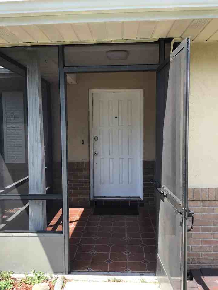 818 N 4th Ave - Photo 2 of 35