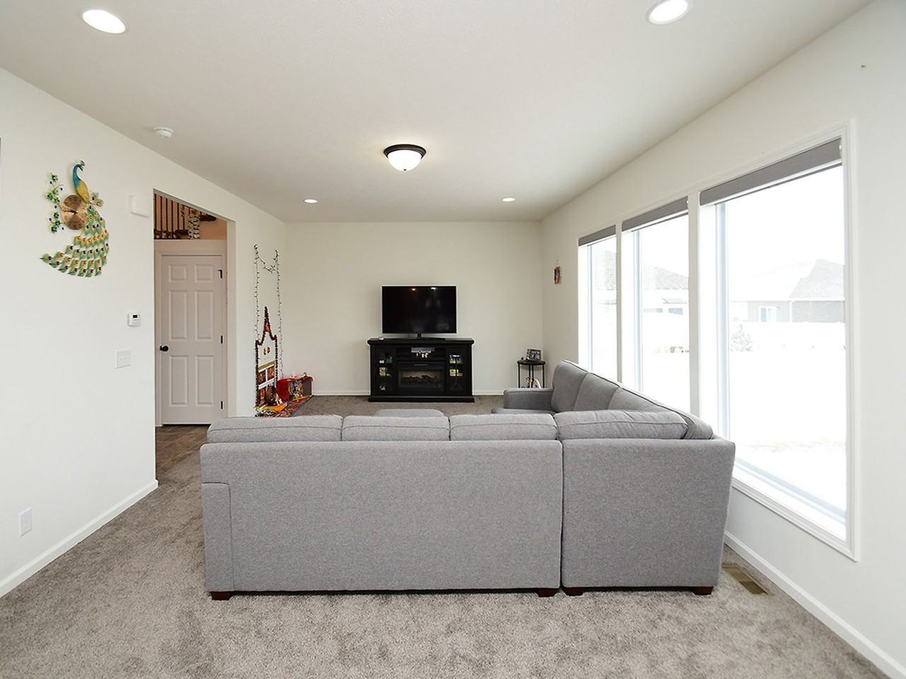 4918 N 209th Ave - Photo 6 of 28