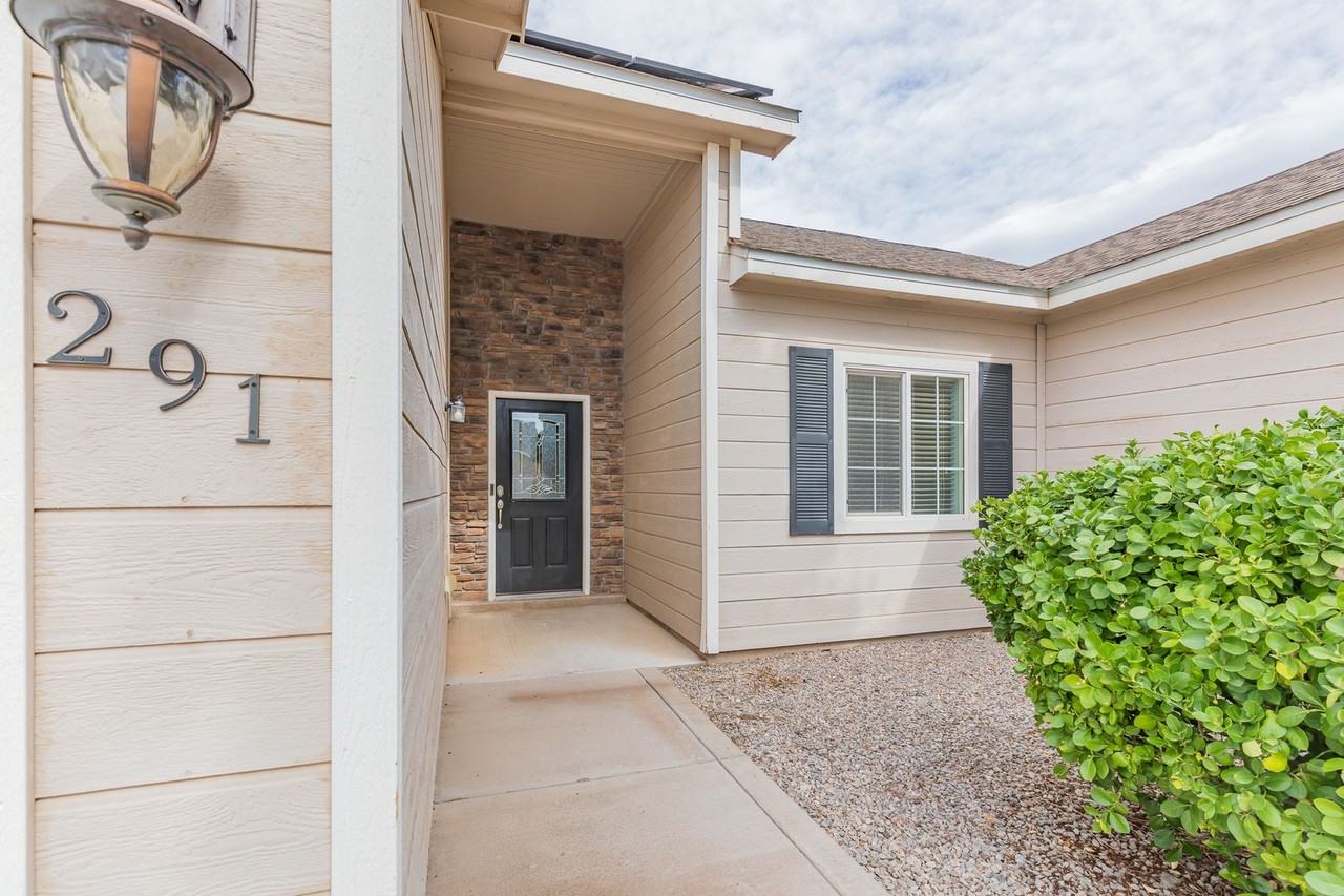291 Burnage Ln - Photo 2 of 30