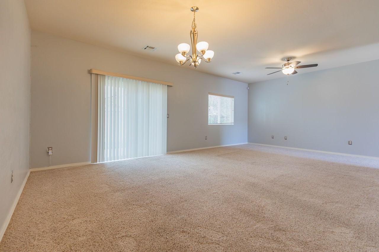 291 Burnage Ln - Photo 6 of 30