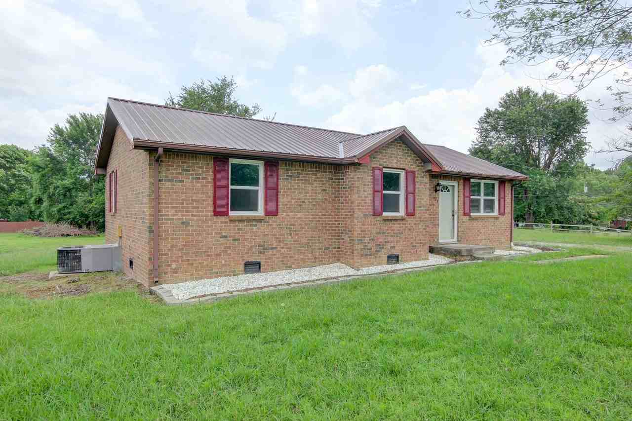 729 Welsey Dr - Photo 2 of 41