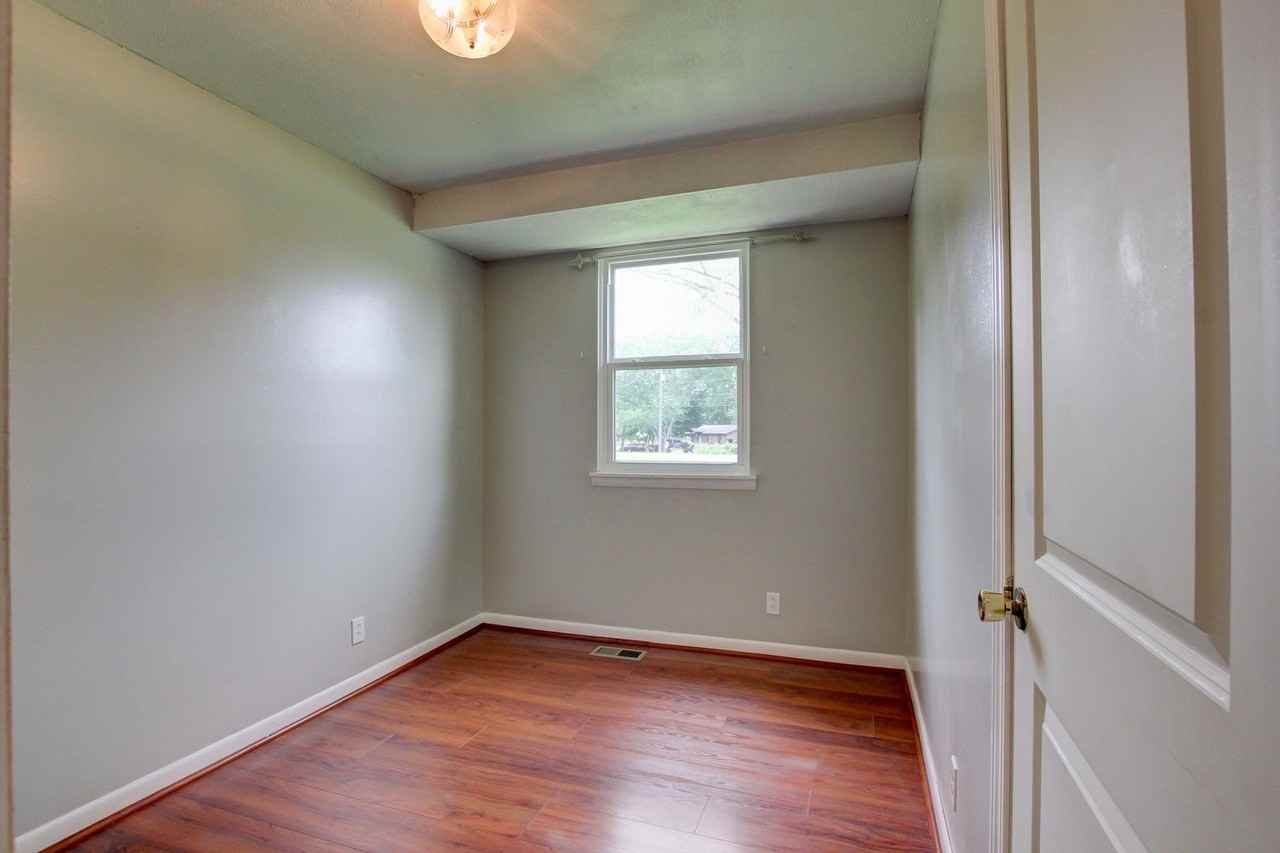 729 Welsey Dr - Photo 7 of 41