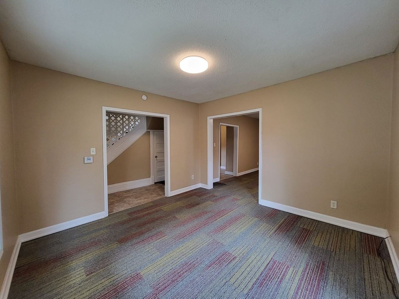 1267 Stewart St - Photo 6 of 42