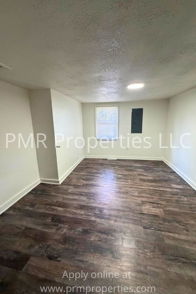 1405 S 16th St - Photo 6 of 7